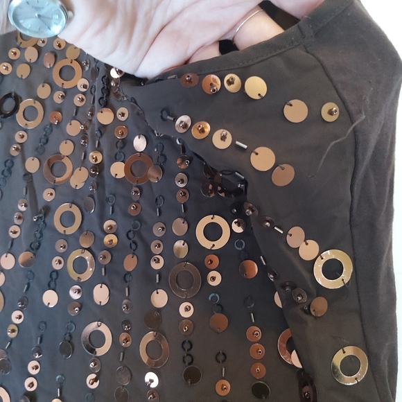 Top - Picture 3 of 3